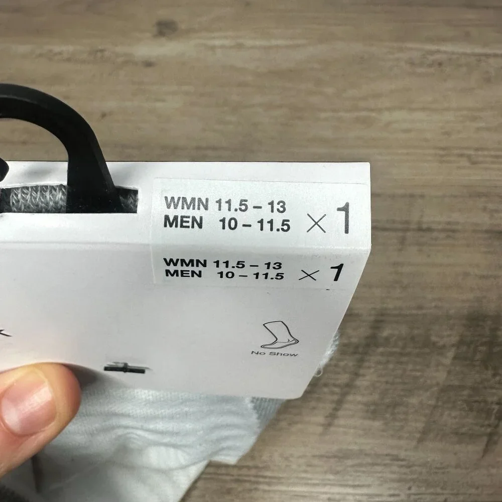 NWT Nike Unisex Spark Cushioned No Show Run Socks White Size Large (CU7201-100)